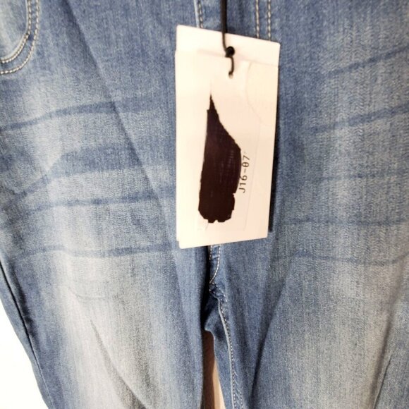 Cello Deluxe Comfort Stretch Size Medium Blue Flare Jeans RN#129203 Acid wash - Picture 9 of 14